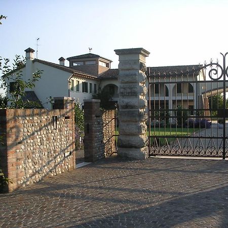 Agriturismo Due Torri Montebelluna Exterior foto